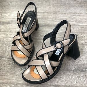 Vintage Charles David taupe and black Strappy Heel